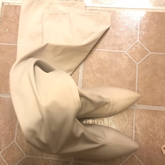 thigh high heels - Picture 1 of 2